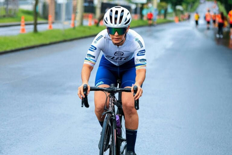 Como o Ciclismo Afeta os Joelhos: Prevenção e Cuidados