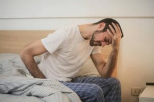 Vitaminas e Suplementos para Enxaqueca: Baseado em Evidências Científicas