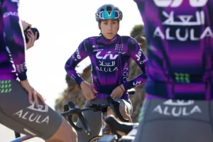 Garantias Bancárias Ausentes: Jayco-AlUla e Liv-AlUla-Jayco Enfrentam Atrasos no Registro UCI para 2026