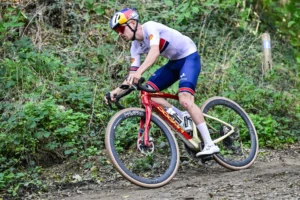 Tom Pidcock Marca Presença Inesperada no Gravel Burn 2025 na África do Sul