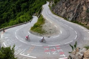 Tour de France 2026: Percurso Desafiador Promete Edição Histórica com Dobradinha no Alpe d’Huez