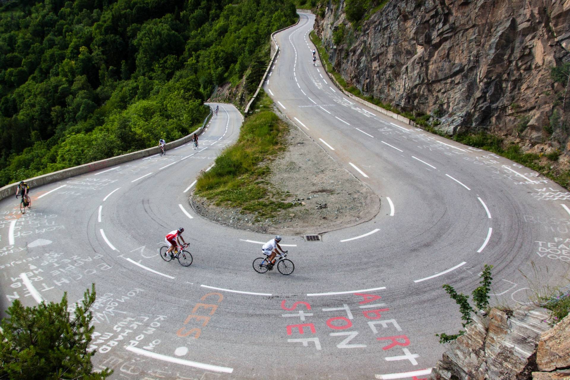 Tour de France 2026: Percurso Desafiador Promete Edição Histórica com Dobradinha no Alpe d’Huez
