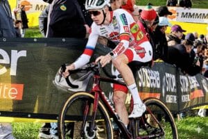 Vanthourenhout Domina em Overijse e Consolida Liderança no Superprestige de Ciclocross 2025