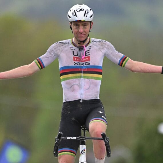 As 10 Vitórias Mais Impressionantes da Carreira de Tadej Pogačar