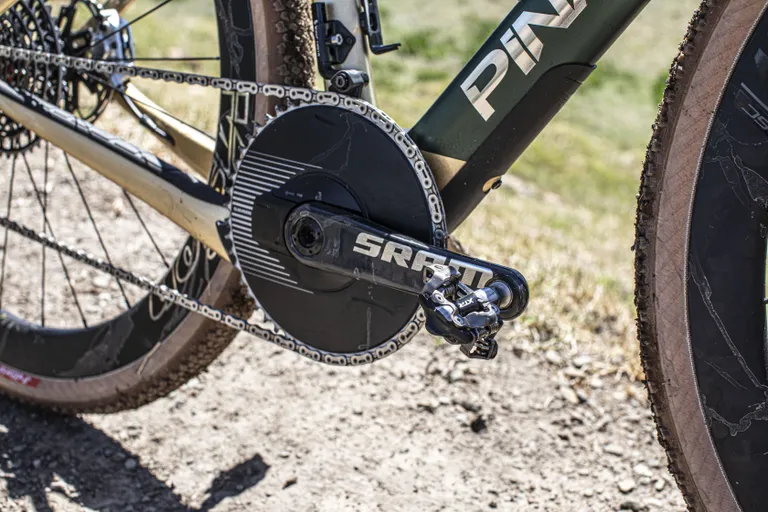 Pidcock foi um dos poucos ciclistas profissionais que utilizavam um conjunto de pedais específico para mountain bike.

(Crédito da imagem: Aaron Borrill)