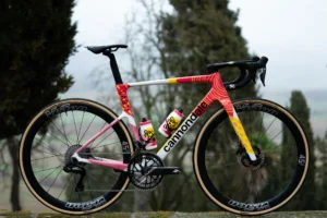 Oportunidade Única: Bicicletas Cannondale SuperSix EVO da EF Pro Cycling Com Desconto de US$ 10.450