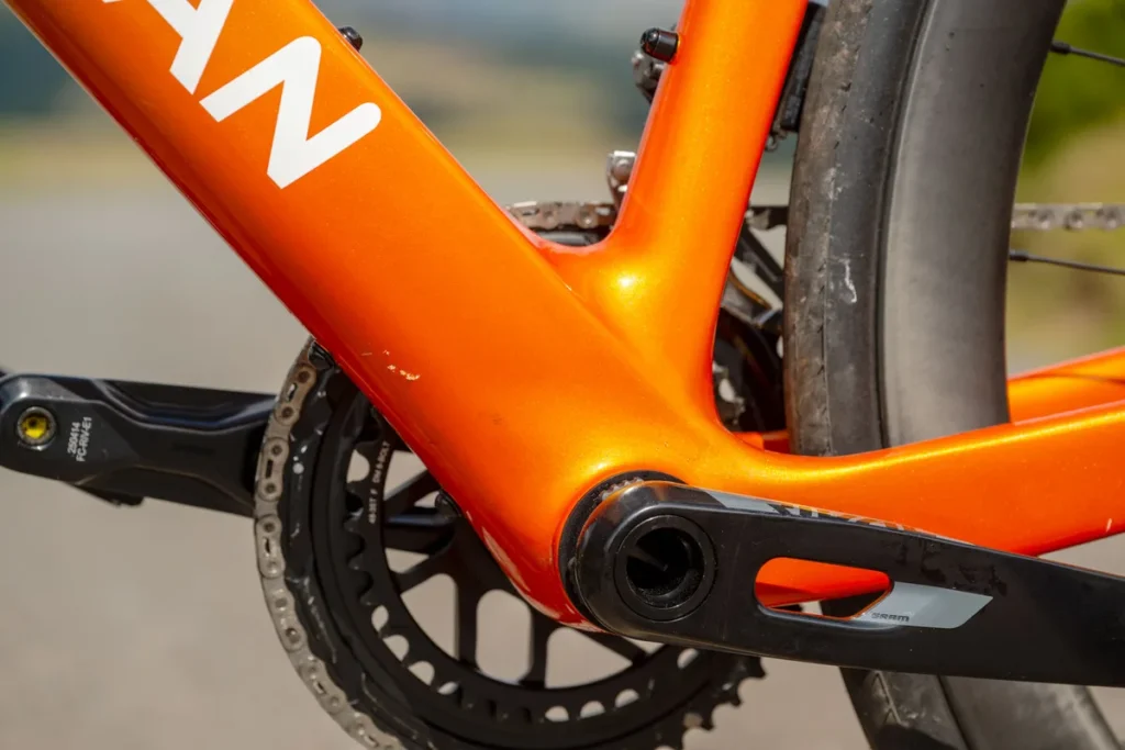 Boardman otimizou cada elemento para melhorar a aerodinâmica.