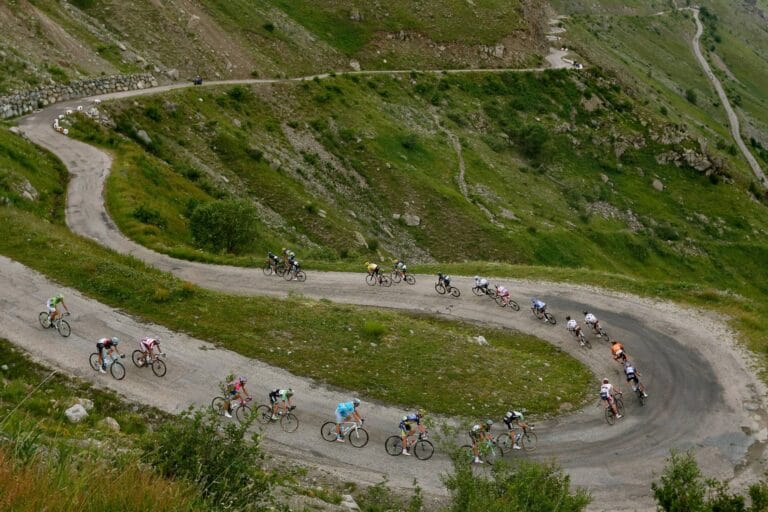 Etapa Rainha do Tour de France 2026 em Risco: Petição Contra Col de Sarenne Ganha Força