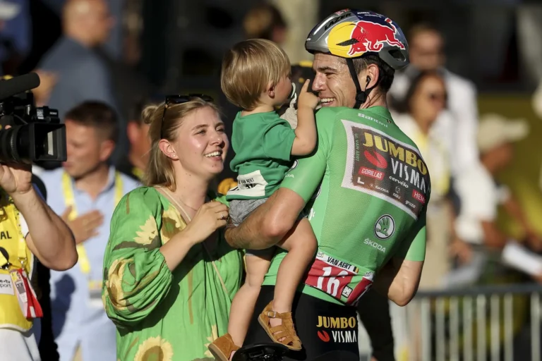 Filho de van Aert Conquista Pódio aos 4 Anos em sua Primeira Corrida Oficial