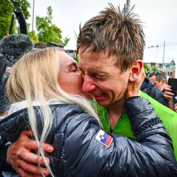 Tadej Pogačar e Urška Žigart Dominam Prêmios de Ciclismo da Eslovênia em 2025