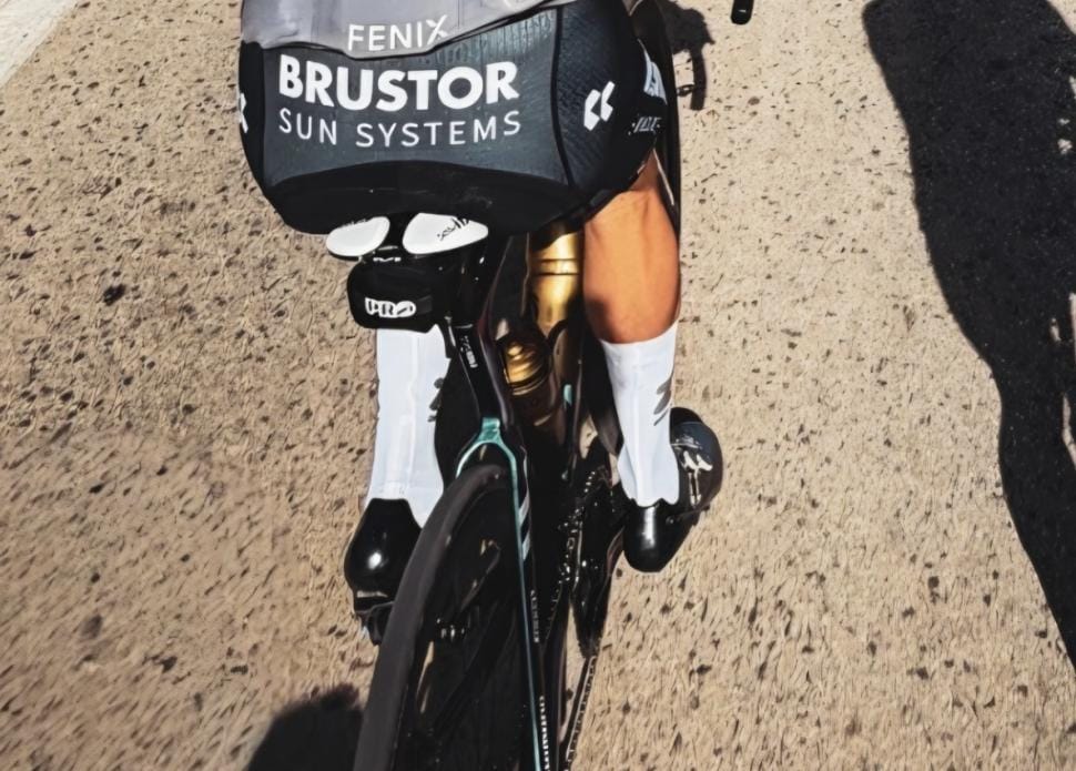 Traseira da bicicleta de estrada Canyon, modelo não lançado de Mathieu van der Poel para 2025