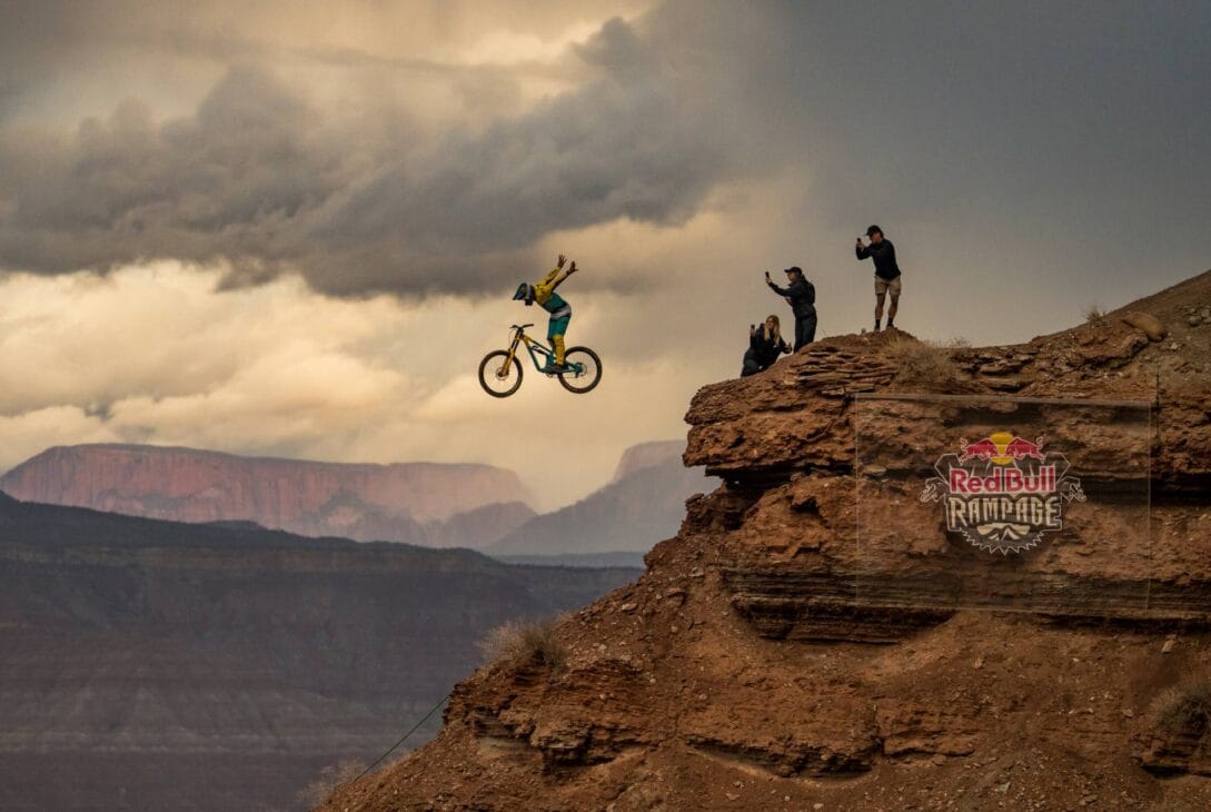 O Acidente de Adolf Silva e a Responsabilidade do Red Bull Rampage