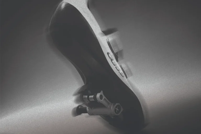 SRM e Q36.5 Lançam Sistema Revolucionário de Pedal e Sapatilha com Menor Stack Height do Mercado