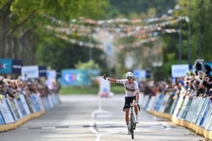 Os Números Extraordinários que Fazem de Tadej Pogačar um Ciclista Sobre-Humano
