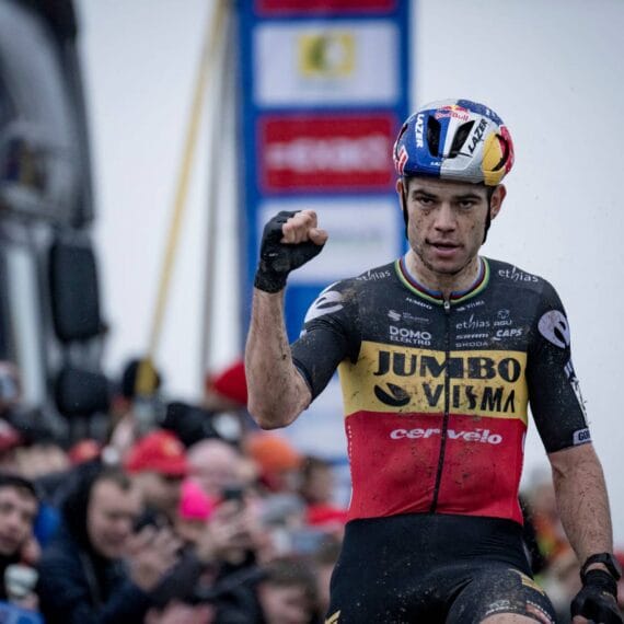 Wout van Aert Descobre o Potencial do Ciclismo Americano em Visita à Califórnia