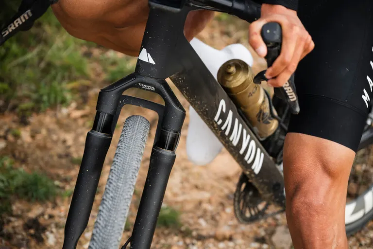 Suspensão Dianteira em bike Gravel.