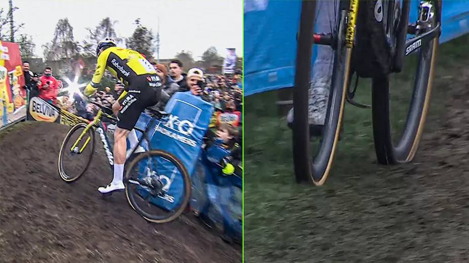 Van Aert como seu pneu furado