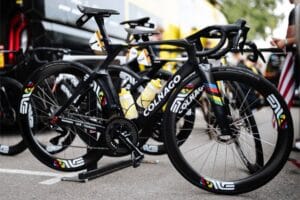 Quatro Colnago Raríssimo em Leilão na Sotheby’s: Da Bike de Pogačar a Relíquias Históricas