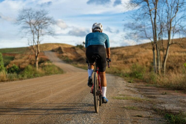 O Futuro do Gravel: 6 Tendências Tecnológicas que Vão Revolucionar Suas Pedaladas em 2026