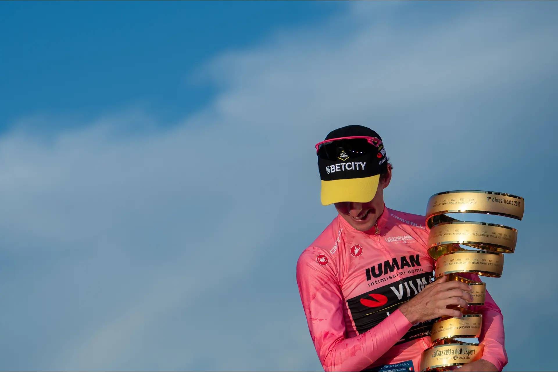 Giro d’Italia 2026: Percurso mais Equilibrado Visa Atrair Vingegaard, Evenepoel e Outros Grandes Nomes