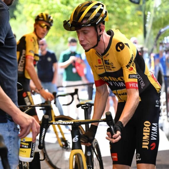 UCI Acende Alerta Vermelho: Magreza Extrema no Ciclismo Preocupa Lappartient e Entidade Mundial