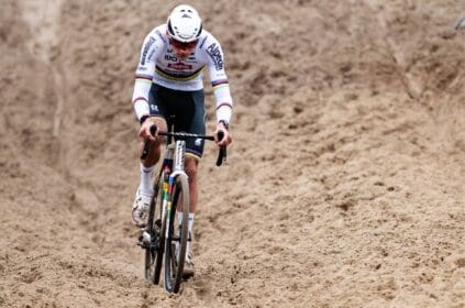 Van der Poel Conquista Mais Uma em Loenhout, Mas Van Aert Mereceu Coisa Melhor