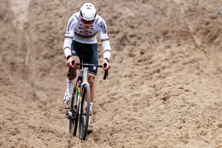Van der Poel Conquista Mais Uma em Loenhout, Mas Van Aert Mereceu Coisa Melhor