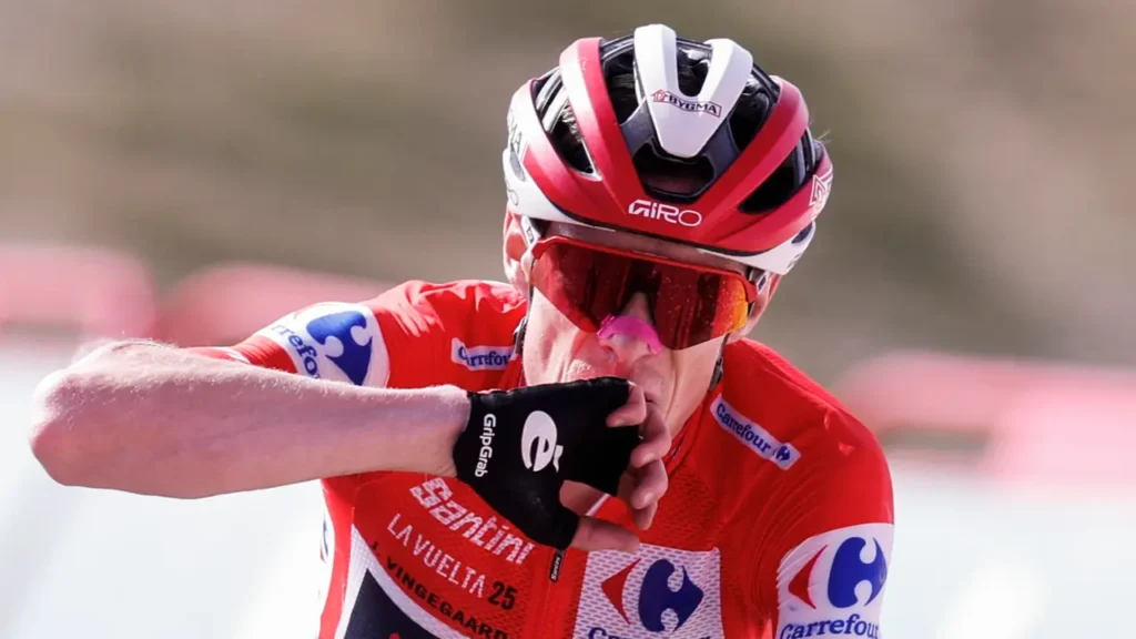 Jonas Vingegaard e o Giro d'Italia 2026: O Sonho da Tríplice Coroa das Grand Tours