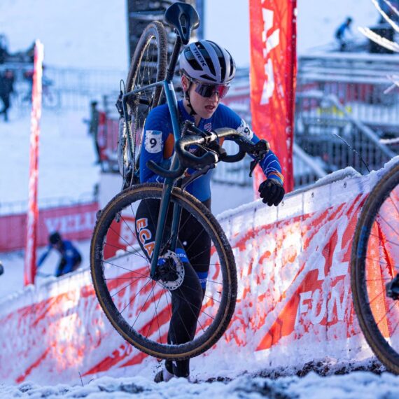 Neve e Condições Geladas Ameaçam os Campeonatos Nacionais de Ciclocross na Bélgica e Holanda