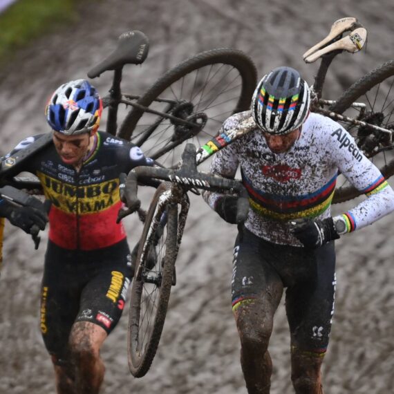 Van der Poel vai para Espanha após 9 vitórias seguidas mas diz "ainda não estou no meu melhor"