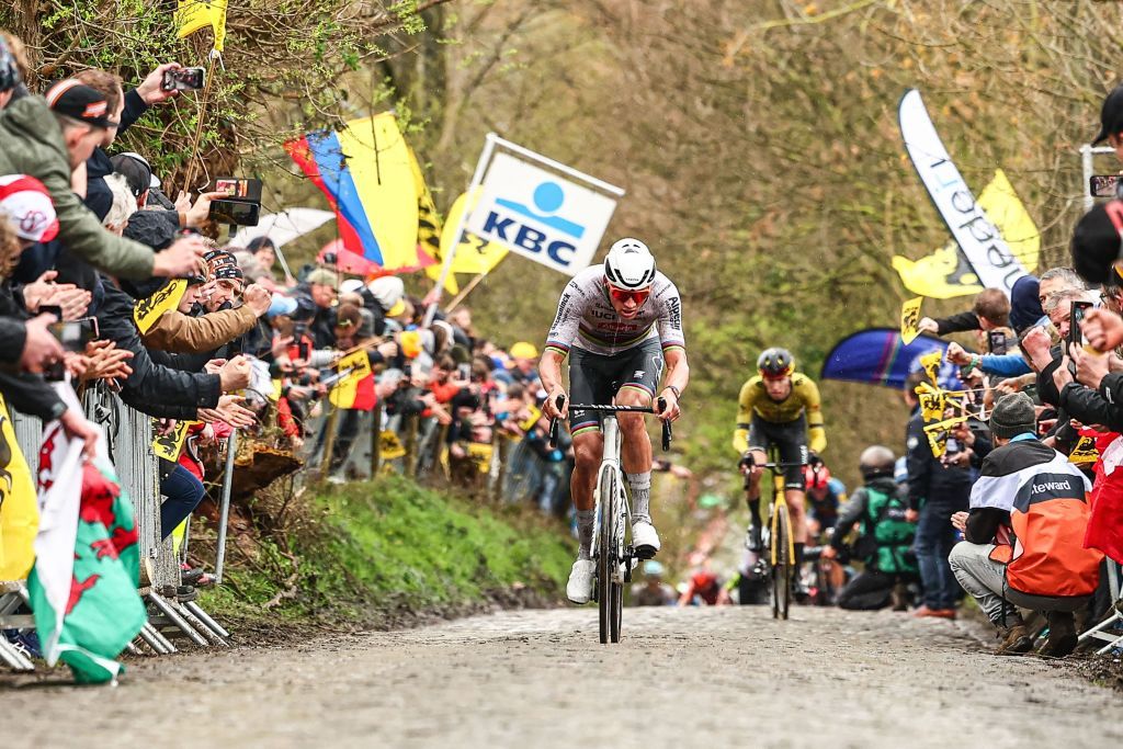 Tour de Flanders: A subida de Koppenberg