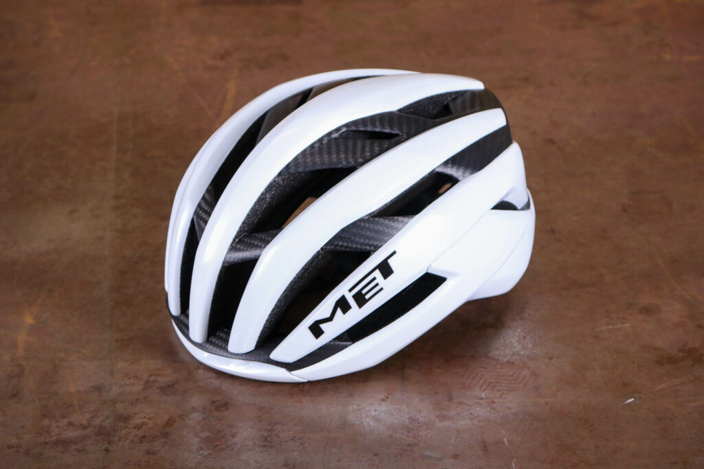 MET Trenta 3K Carbon