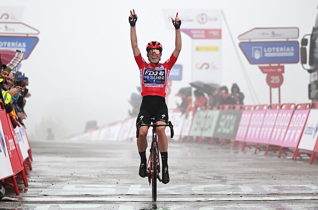 Demi Vollering venceu a Vuelta Femenina 2025 (Crédito da imagem: Getty Images)
