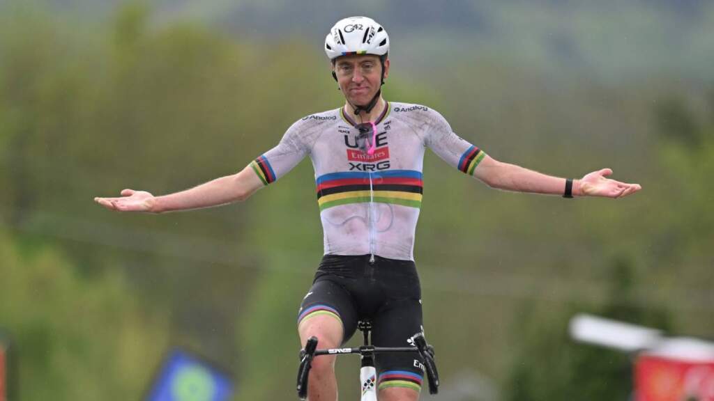 Tadej Pogacar vencedor da edição de 2025
