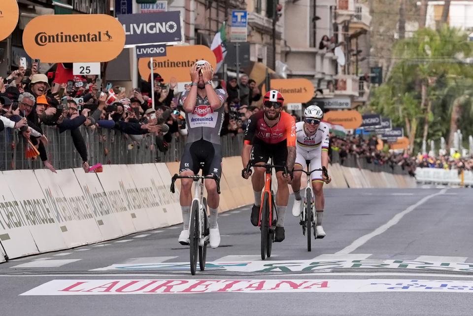 Mathieu van der Poel (Alpecin-Deceuninck) venceu a 116ª Milão-San Remo em 22 de março de 2025