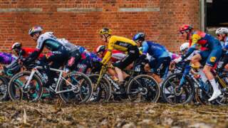 Omloop de arrepiar: Dentes quebrados e ossos fraturados compõem a lista de lesões