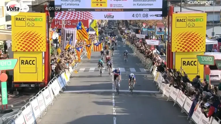 Volta à Catalunha: Dorian Godon vence a 1ª etapa