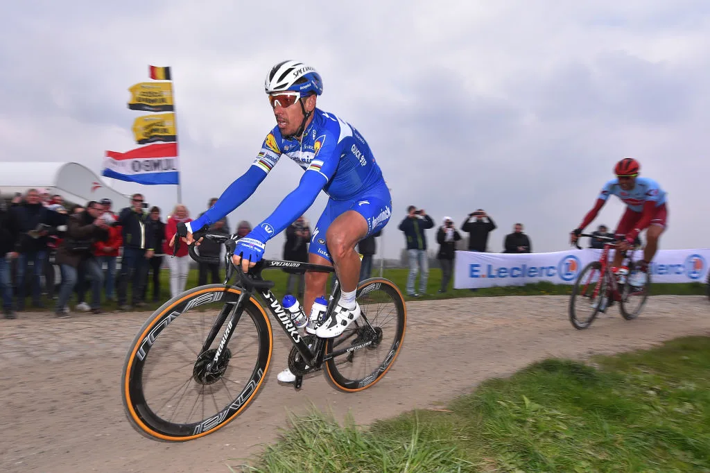 A vitória de Philippe Gilbert em 2019 foi a primeira com uma bicicleta de freio a disco; desde então, não houve mais vitórias com bicicletas de freio a aro. Luc Claessen/Getty Images