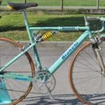 8 Bicicletas da Paris-Roubaix que Estavam à Frente do Seu Tempo: A Evolução Tecnológica no Inferno do Norte