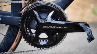 As 12 Inovações Tecnológicas que Transformaram o Ciclismo de Estrada