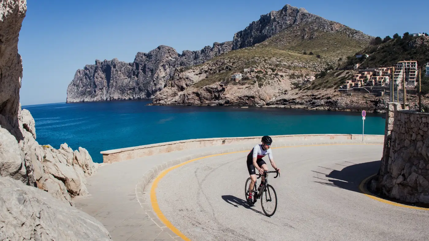 150 Mil Ciclistas Por Ano e Moradores Revoltados: Mallorca Quer Frear o Turismo Sobre Duas Rodas