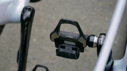 Os Pedais da Shimano que Custaram Paris-Roubaix a Van der Poel