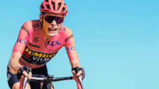 Giro d’Italia 2026: Vingegaard entra como favorito — mas está apostando o Tour de France no processo?