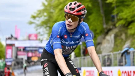 Giro d’Italia 2026: Vingegaard Vence Duas Etapas, Atinge 50 Vitórias e Mira a Maglia Rosa no Contrarrelógio de Amanhã