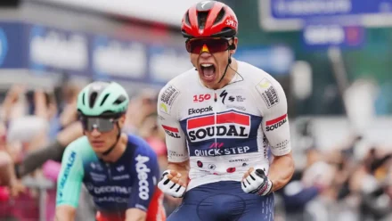 Giro 2026 etapa 1: Magnier vence sprint com queda em Burgas (Vídeo)