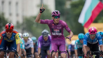 Giro 2026 etapa 3: Magnier vence em Sofia (Vídeo)