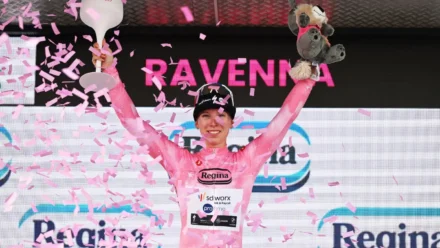Lorena Wiebes desclassificada no Giro d’Italia Women: 20 gramas que colocam a UCI em xeque