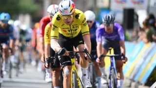 Van Aert abandona o Tour Auvergne com o cotovelo infeccionado — e a maior vítima não é ele, é Vingegaard
