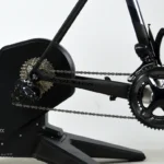Rolo de treino: direct drive vs roda, apps e plano para não virar cabide
