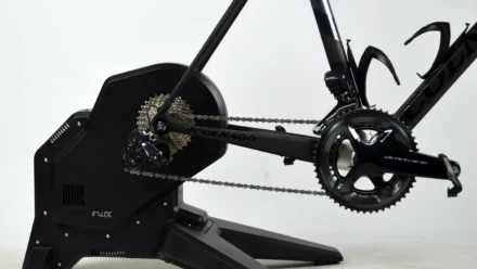 Rolo de treino: direct drive vs roda, apps e plano para não virar cabide